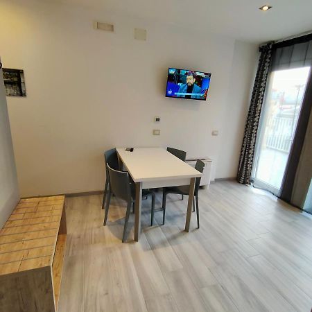 Residence Cristine Riva del Garda Bagian luar foto